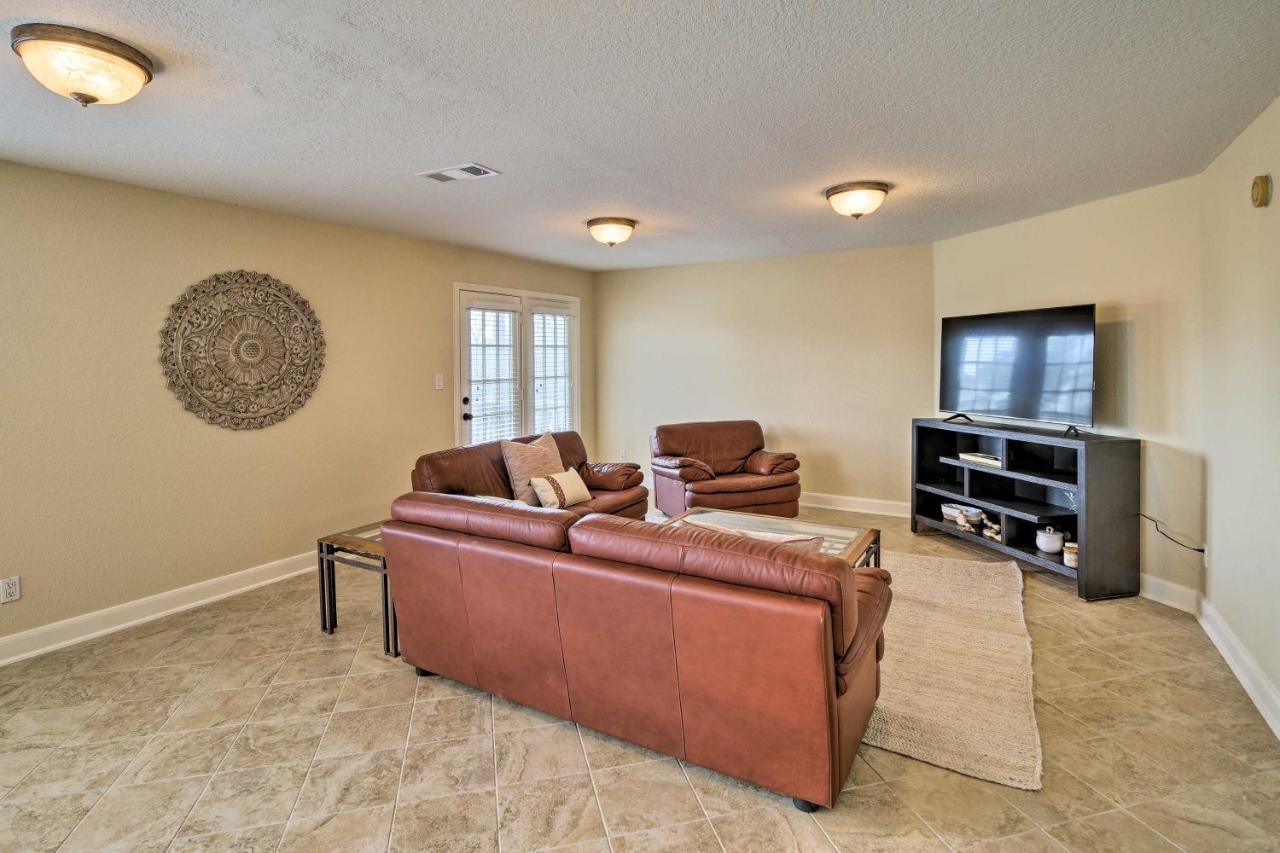 Apt With Balconies - Steps To Kemah Boardwalk! Εξωτερικό φωτογραφία
