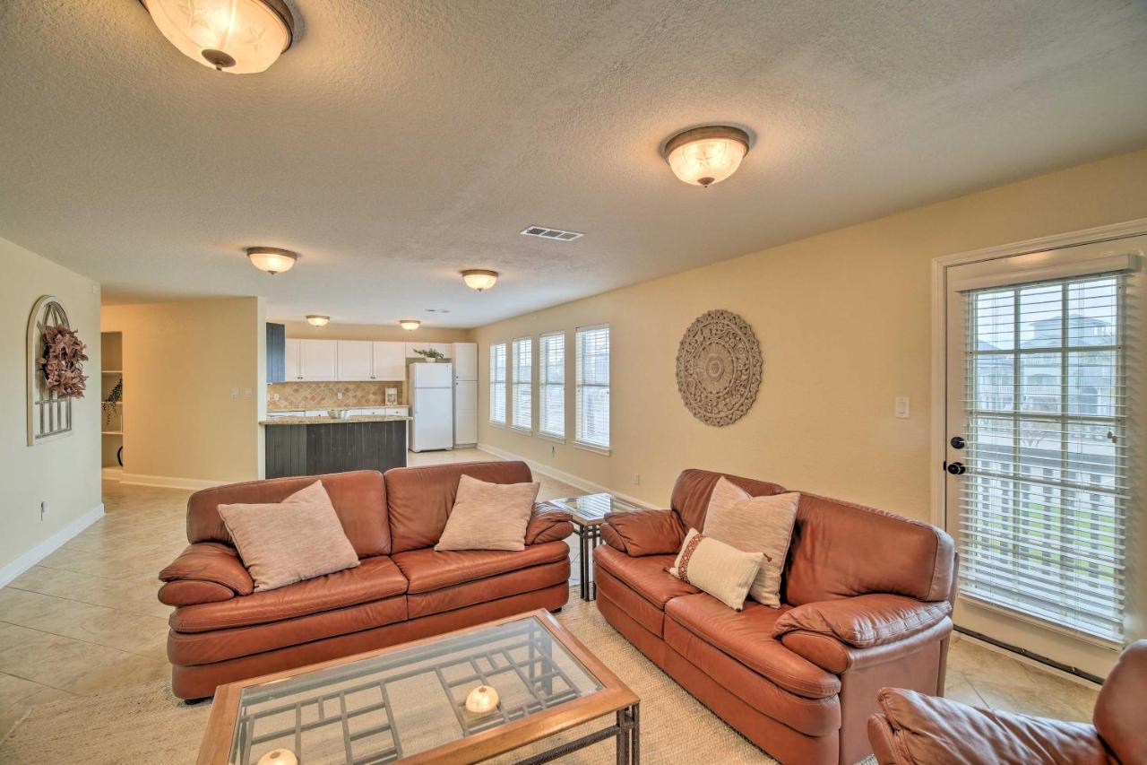 Apt With Balconies - Steps To Kemah Boardwalk! Εξωτερικό φωτογραφία